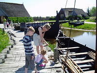 Bork Havn, bij de Vikingboten