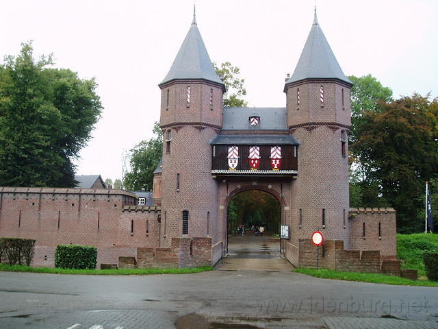 Ingang Kasteel de Haar